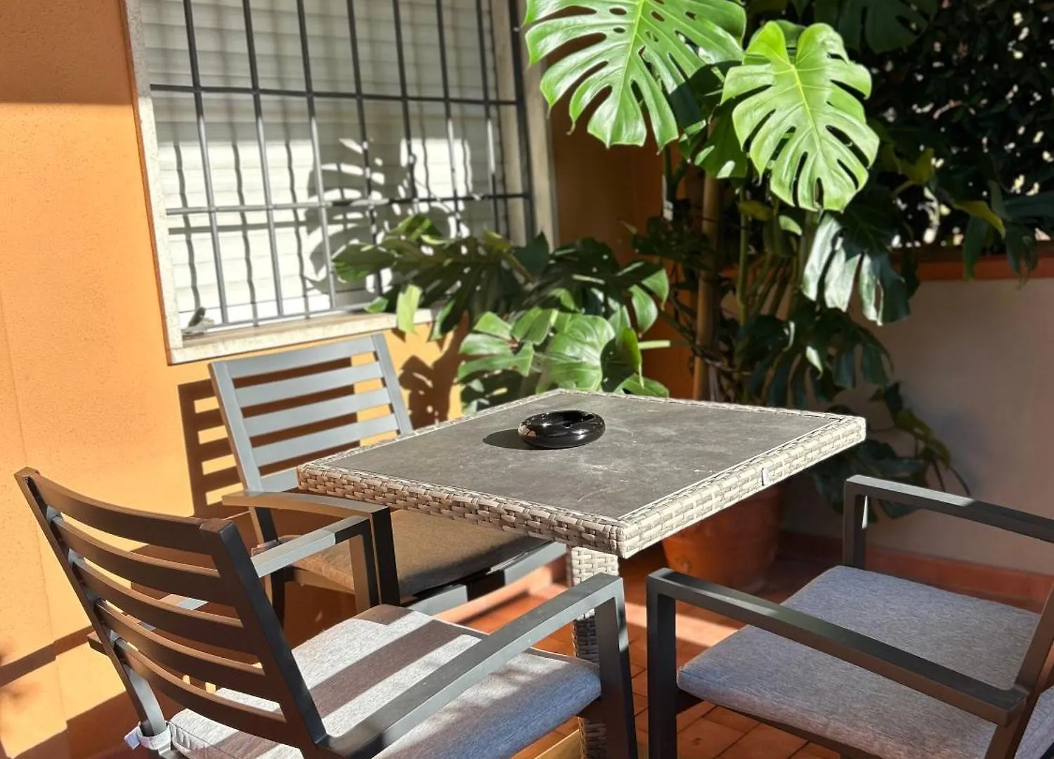 Le Tre Orchidee Apartments Florence