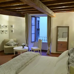 Konukevi Dante's Relais, Floransa
