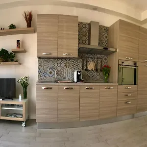 Appartamento Locchi Suite_ Careggi/meyer/tramvia A Due Passi!, Firenze